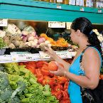 cust buying veggies.jpg